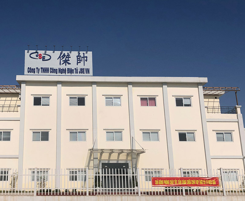 越南杰帥電子有限公司采購(gòu)我司晉力達(dá)2臺(tái)大型波峰焊，用于數(shù)據(jù)線及充電器加工