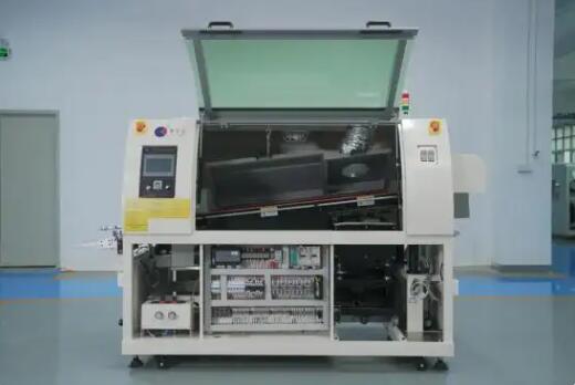 一文讀懂：如何選擇適合自己工廠的波峰焊設(shè)備？